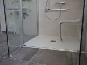 renovation creation salle de bain PMR locmaria plouzane 8 - Création/Rénovation salles de bain