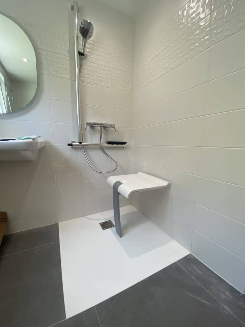 Amenagement garage en chambre et salle de bain PMR Le Conquet 1 - Création/Rénovation salles de bain