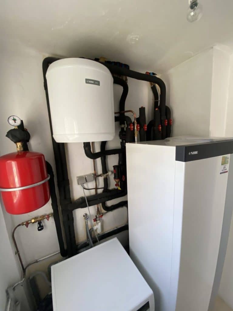 Installation pompe à chaleur NIB en remplacement d'une chaudière fuel Guipavas 3